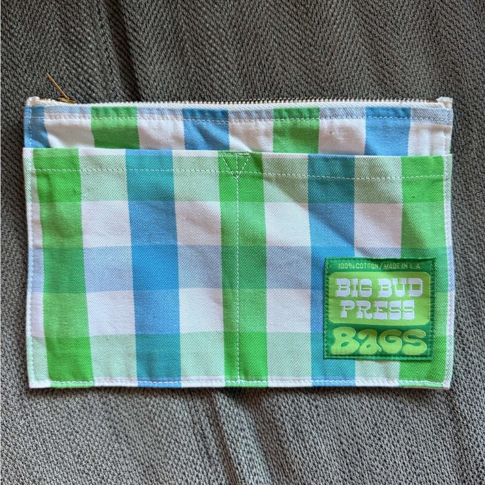 Big Bud Press pouch
